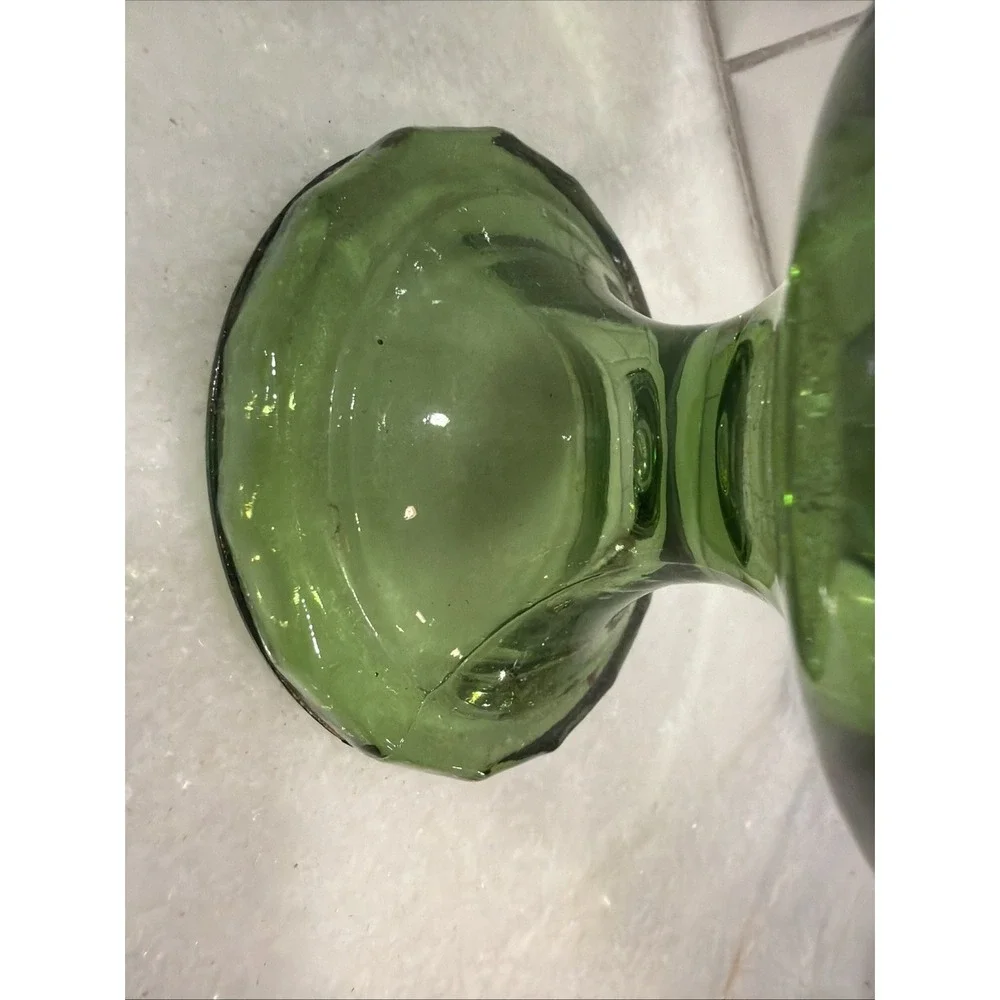 Vintage Avocado Glass Vase 6" tall Ribbed Pedestal Scalloped Edge Round ES051 - Picture 4 of 8